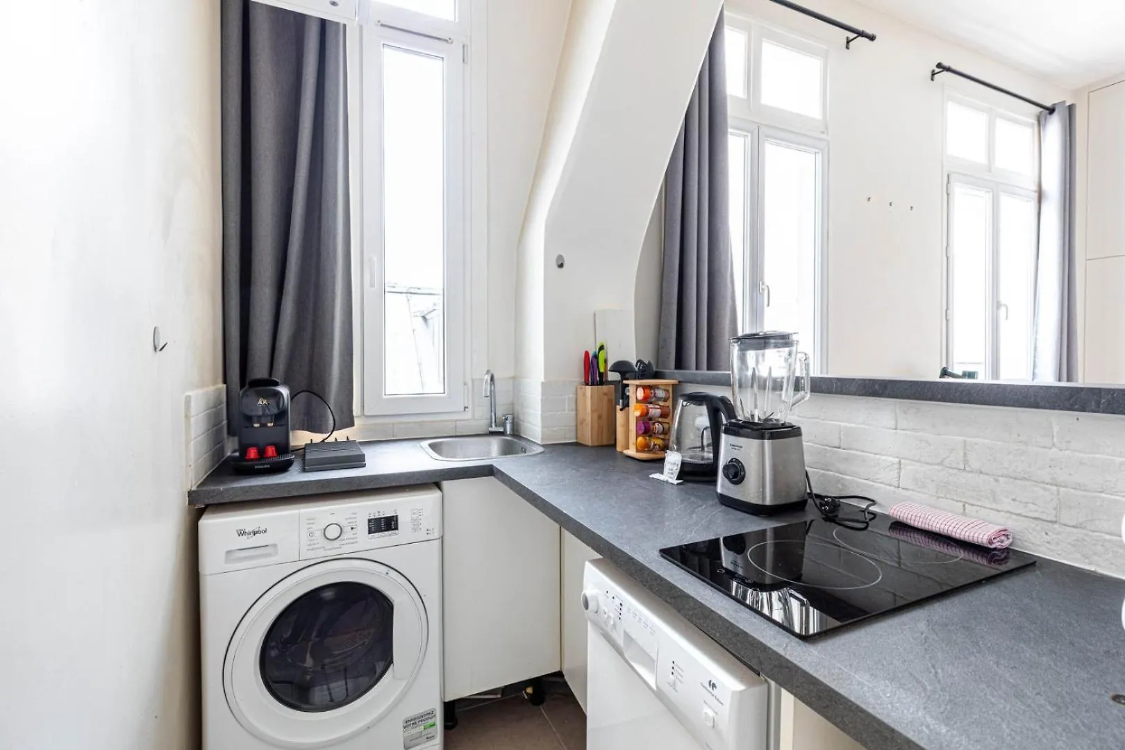 Guestready - Comfortable Retreat In The 11Th Arr Paris Frankrig
