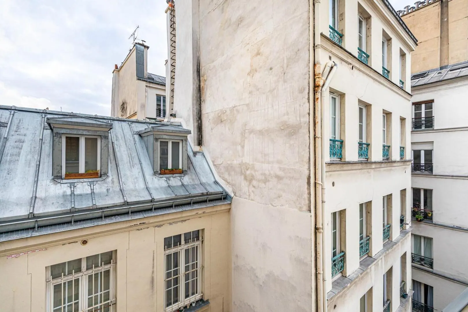 Guestready - Comfortable Retreat In The 11Th Arr Paris